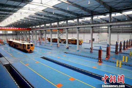 圖為檢修車間?！堖h 攝